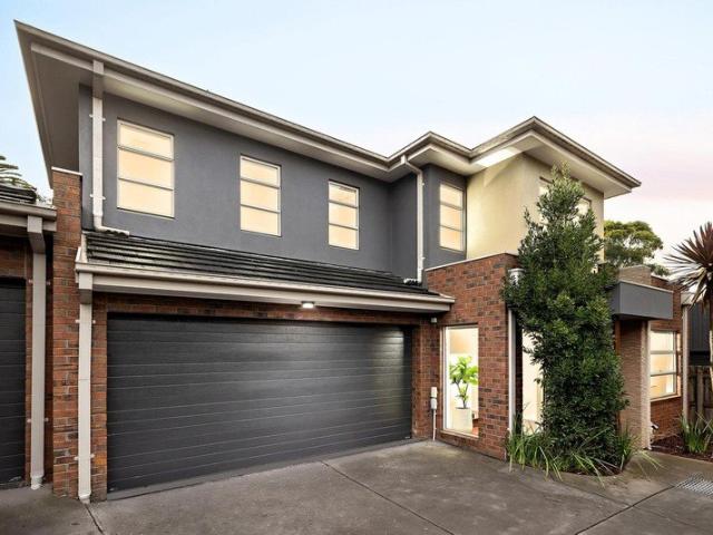 Townhouse for sale in Camerons Creek, Victoria