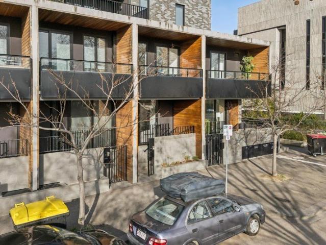 Townhouse for sale in Camerons Creek, Victoria