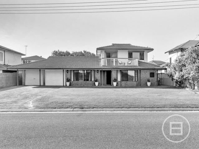 House for sale in Parklands, Western Australia