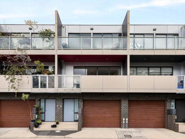 Townhouse for sale in Camerons Creek, Victoria