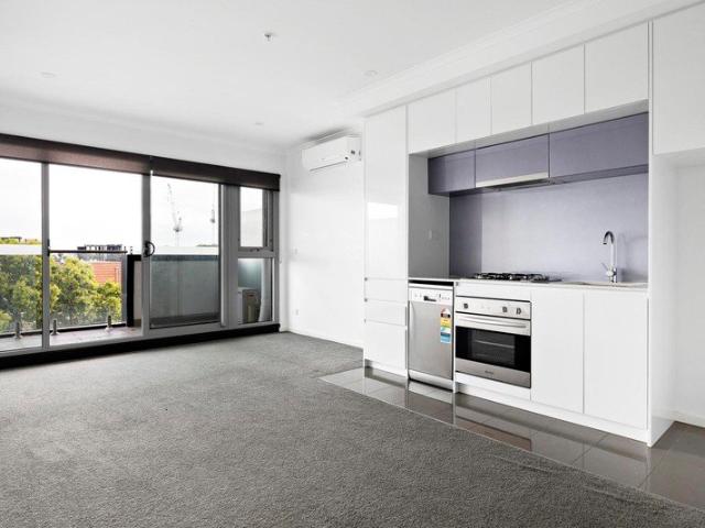 Apartment for sale in Preston, Melbourne