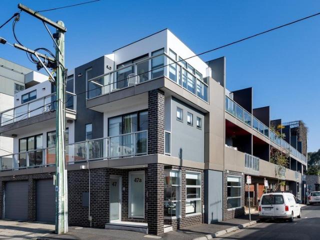 Townhouse for sale in Camerons Creek, Victoria