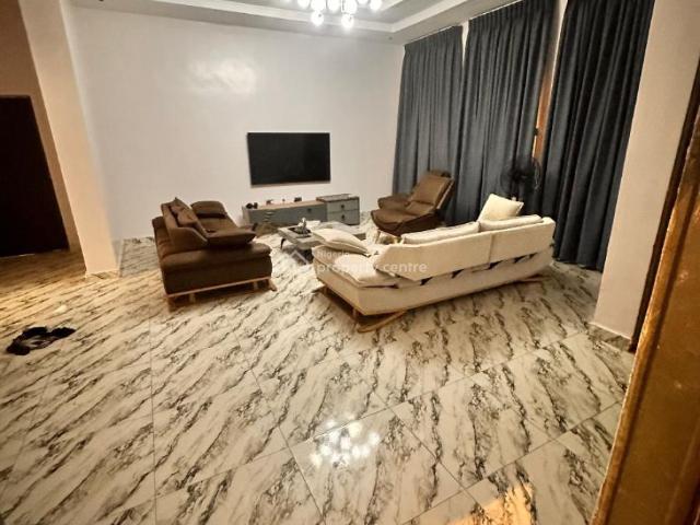 Flat for rent in Eti Osa, Lagos