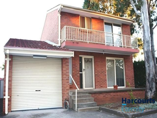 Townhouse for rent in Sydney, New South Wales