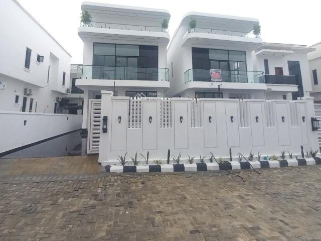 Detached duplex for sale in Eti Osa, Lagos