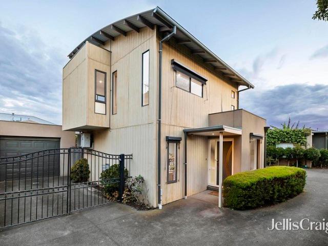 Townhouse for sale in Mount Martha, Melbourne
