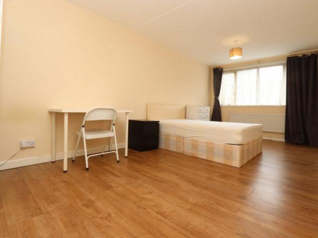 Room for rent in St. John's Wood, Greater London