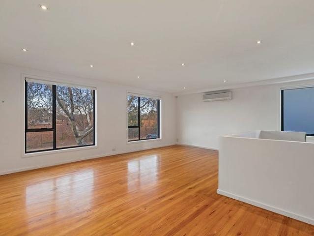 Townhouse for rent in Camerons Creek, Victoria