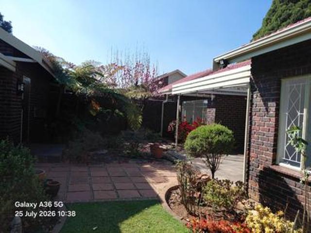 Townhouse for rent in Ekurhuleni, Gauteng
