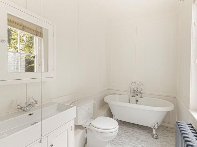 Apartment for rent in Cat Hill, Isle Of Man