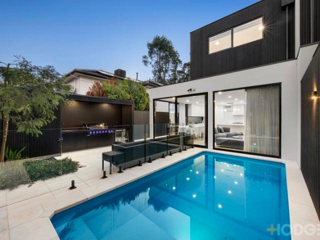 Townhouse for sale in Camerons Creek, Victoria