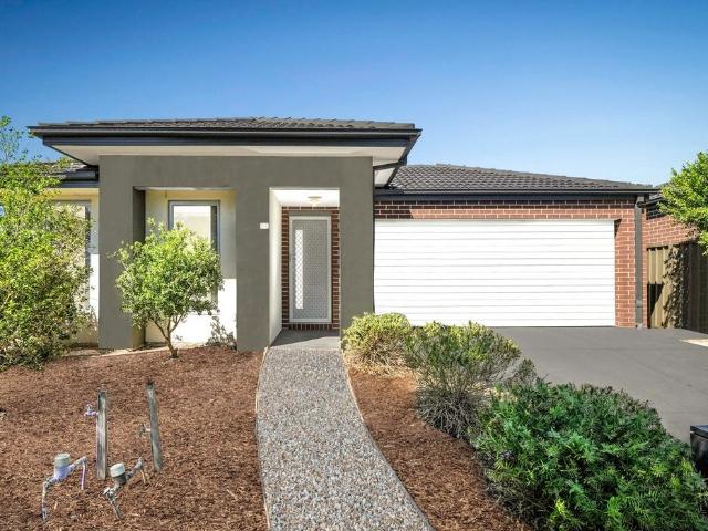 House for rent in Atherstone, Melbourne