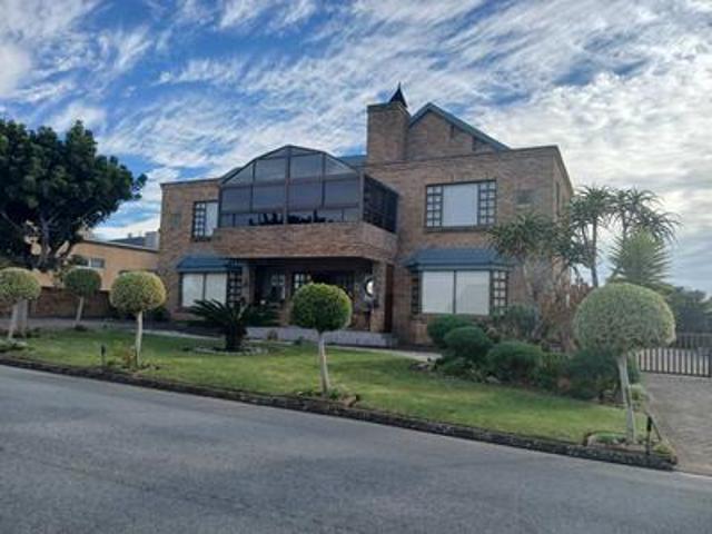 House for sale in Groot Brak Rivier, Western Cape