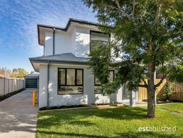 Townhouse for sale in Altona
