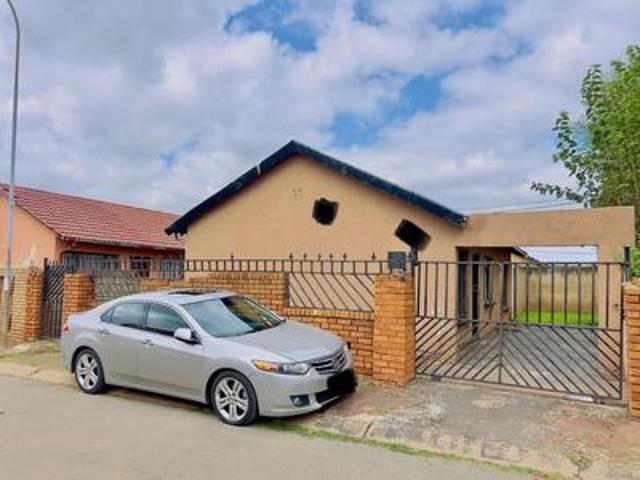House for sale in Soweto, Gauteng