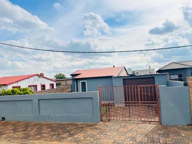 House for sale in Soweto, Gauteng