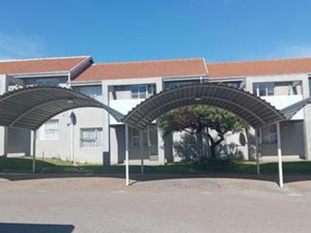 Apartment for sale in Vosloorus, Gauteng