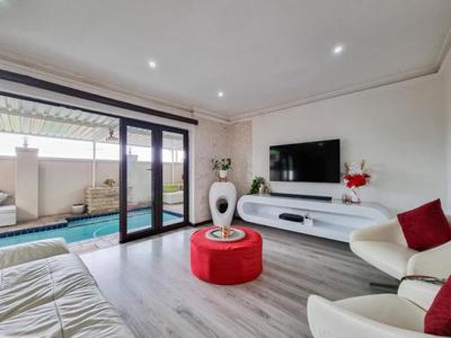 House for sale in Phoenix, Kwazulu-natal