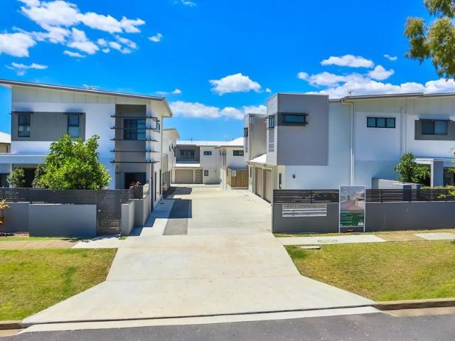 Townhouse for rent in Toombul, Queensland