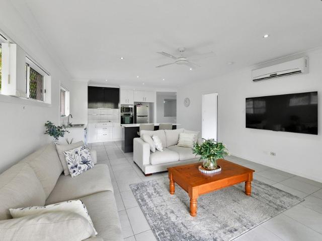 Townhouse for sale in Cleveland, Greater Brisbane