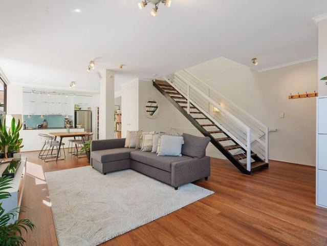 Townhouse for rent in Sydney, New South Wales