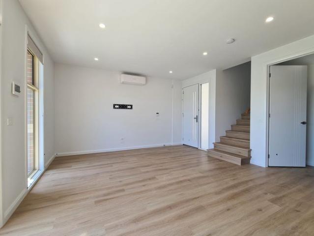 Townhouse for rent in Camerons Creek, Victoria