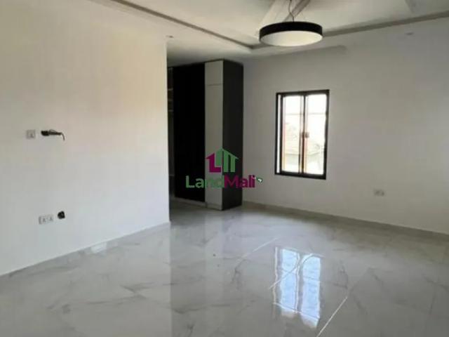 Property for sale in Victoria Island, Itirin