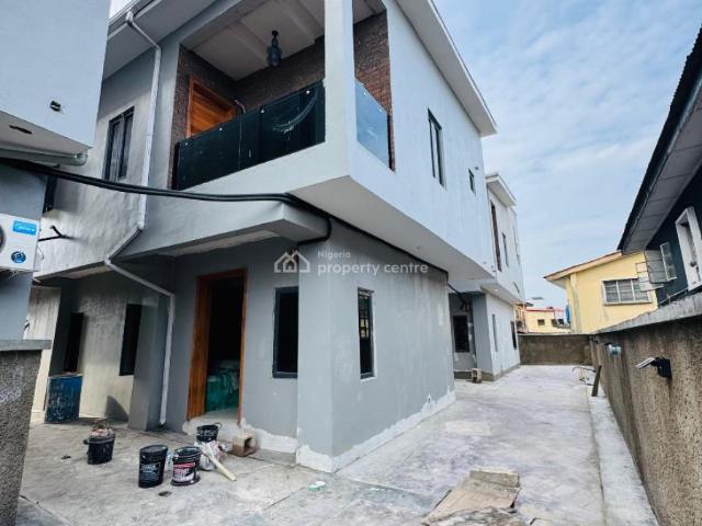 Duplex for sale in Surulere , Surulere