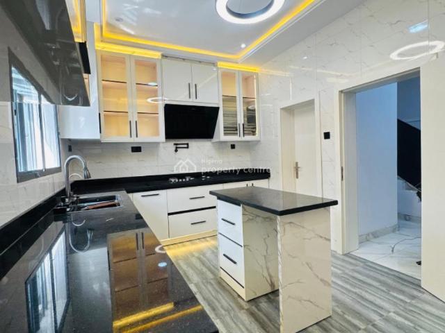 Duplex for sale in Surulere , Surulere