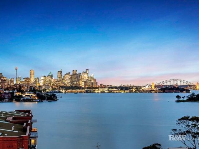 Apartment for sale in Point Clare, New South Wales