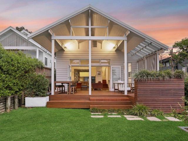 House for sale in Lower North Shore, Sydney