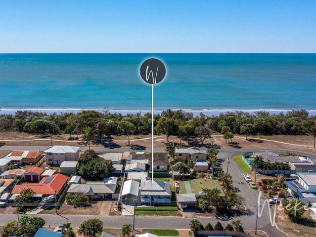 House for sale in Moore Park Beach, Queensland
