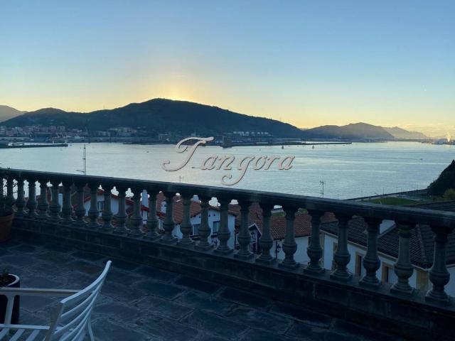 Piso en venta en Alde Zaharra, Getxo