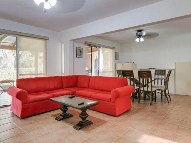 Exquisito Refugio Tropical: ¡Villa en Costa Blanca, Panamá, en Venta!