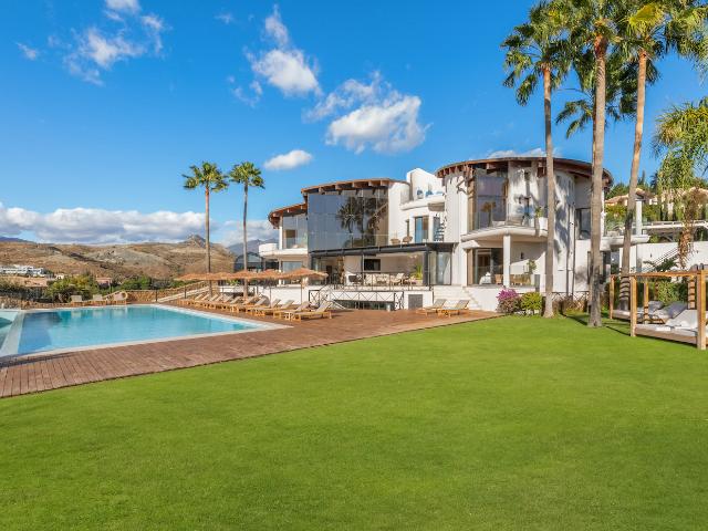 Chalet en alquiler en La Alquería-El Paraíso, Costa del Sol Occidental