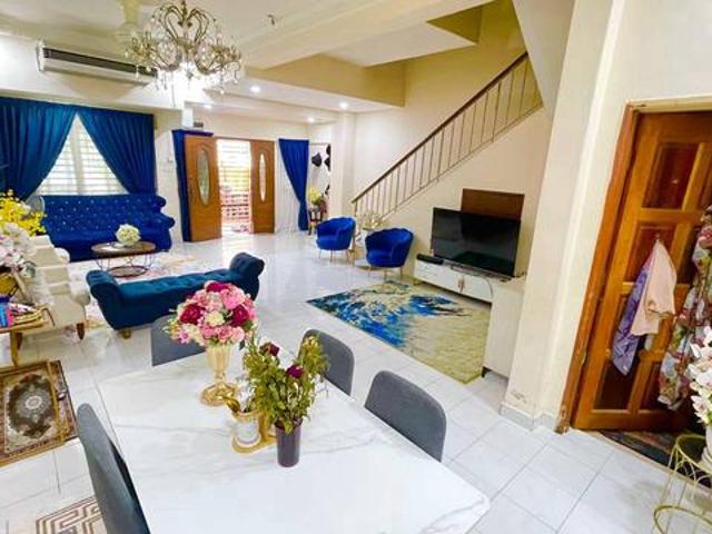 Terraced House for sale in Seri Kembangan, Majlis Bandaraya Subang Jaya