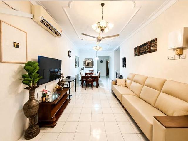 Terraced House for sale in Country Heights Damansara, Kuala Lumpur
