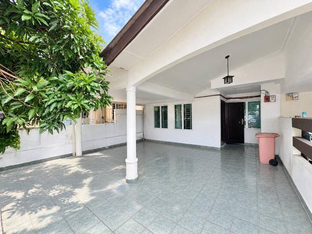 Terraced House for sale in Petaling, Damansara Damai