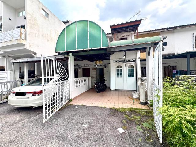 Terraced House for sale in Country Heights Damansara, Kuala Lumpur