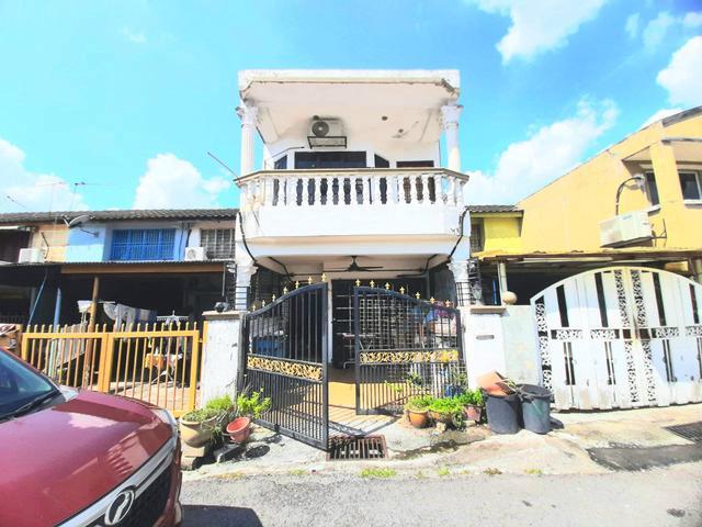 Terraced House for sale in Langat, Selangor