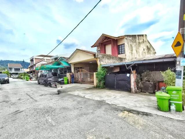 Terraced House for sale in Country Heights Damansara, Kuala Lumpur