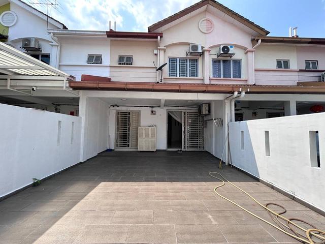 Terraced House for sale in Petaling, Subang Jaya