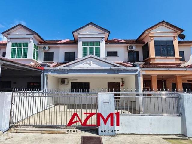 Terraced House for sale in Long Miri, Sarawak