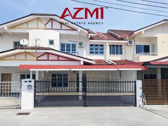 Terraced House for sale in Long Miri, Sarawak