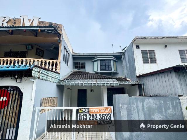 Terraced House for sale in Langat, Selangor