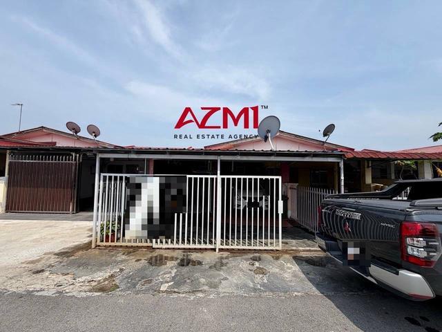 Terraced House for sale in Long Miri, Sarawak