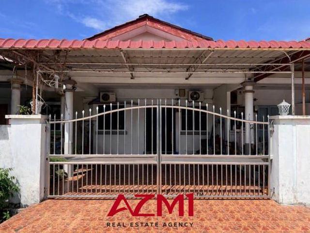 Terraced House for sale in Long Miri, Sarawak