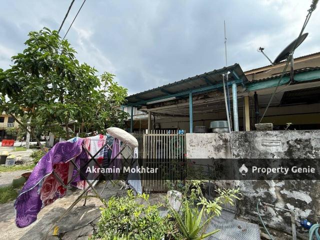 Terraced House for sale in Langat, Selangor
