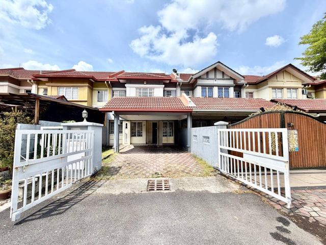 Terraced House for sale in Petaling, Subang Jaya