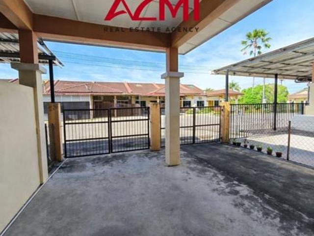 Terraced House for sale in Long Miri